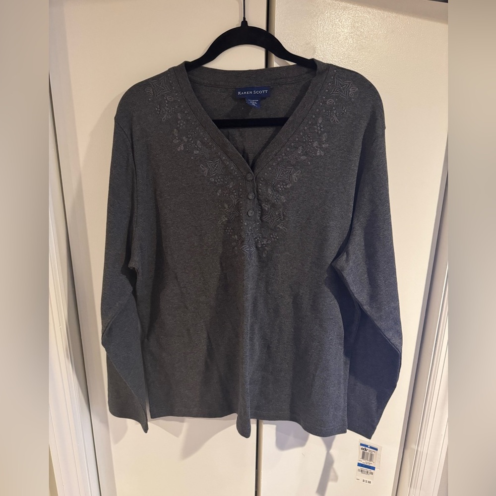 NWT Kendra Scott Long Sleeve